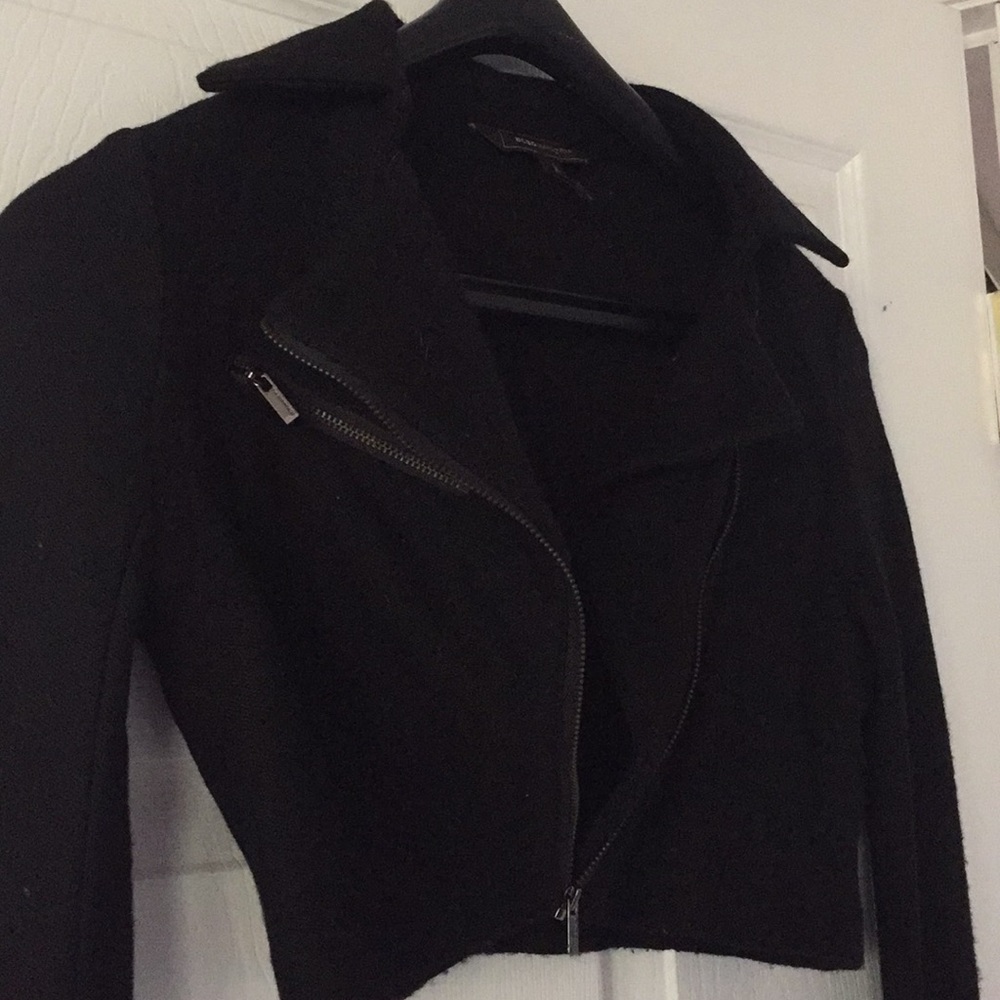 BCBG cropped zip up sweater XS